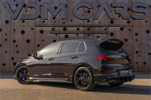 Volkswagen GOLF 2.0 TSI R 4Motion | Performance | Akrapovic | Maxton | Stage 1 | Panorama | HUD | Service Nieuw |