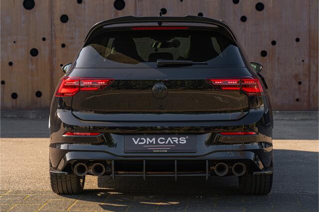 Volkswagen GOLF 2.0 TSI R 4Motion | Performance | Akrapovic | Maxton | Stage 1 | Panorama | HUD | Service Nieuw |
