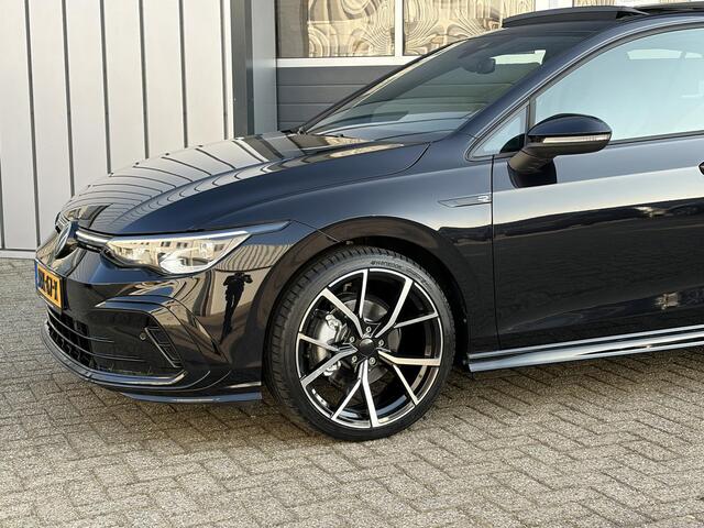 Volkswagen GOLF 1.5 eTSI R-Line Business | Pano | Stoel verwarming | LED | Climate |
