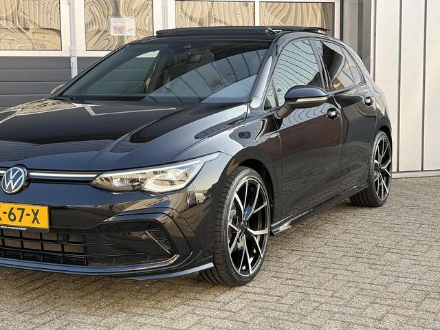 Volkswagen GOLF 1.5 eTSI R-Line Business | Pano | Stoel verwarming | LED | Climate |