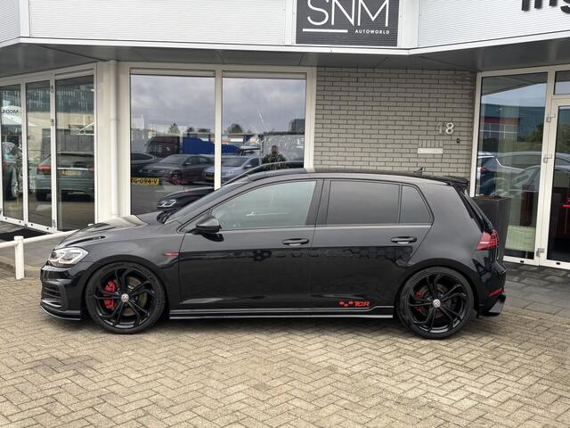Volkswagen GOLF 2.0 TSI GTI TCR