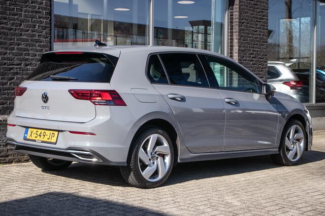 Volkswagen GOLF 1.4 eHybrid GTE | HUD | Apple cp/Android auto