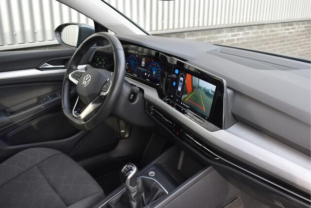 Volkswagen GOLF 1.0 TSI Life Virtual cockpit, Adaptive cruise, Camera, PDC, Carplay, DAB