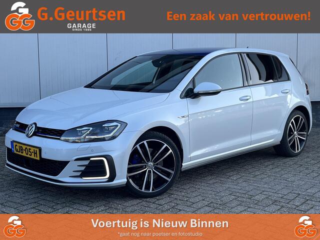 Volkswagen GOLF 7.5 GTE Limited Edition 167/200, Volleder, Memory, Virtual, Stoelverwarming