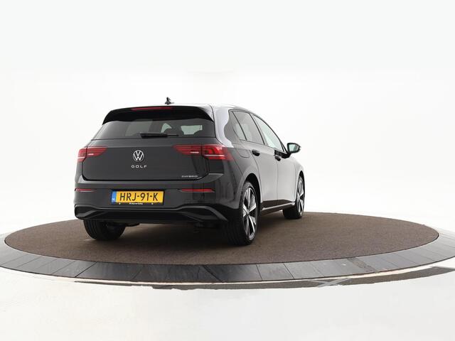 Volkswagen GOLF 1.5 eHybrid 204pk DSG Life Edition · Camera · Stuur- & Stoelverwarming · Keyless · ACC · Park Assist · Sfeerverlichting · Apple/Android Car Play · Garantie t/m 12-06-2029 of 100.000km