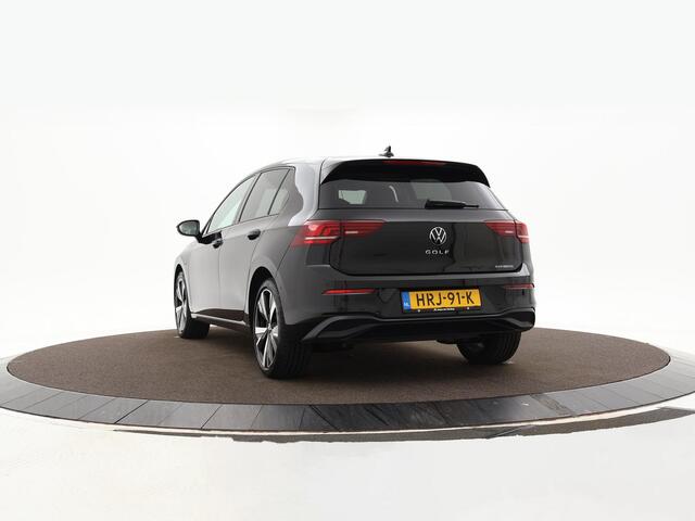 Volkswagen GOLF 1.5 eHybrid 204pk DSG Life Edition · Camera · Stuur- & Stoelverwarming · Keyless · ACC · Park Assist · Sfeerverlichting · Apple/Android Car Play · Garantie t/m 12-06-2029 of 100.000km