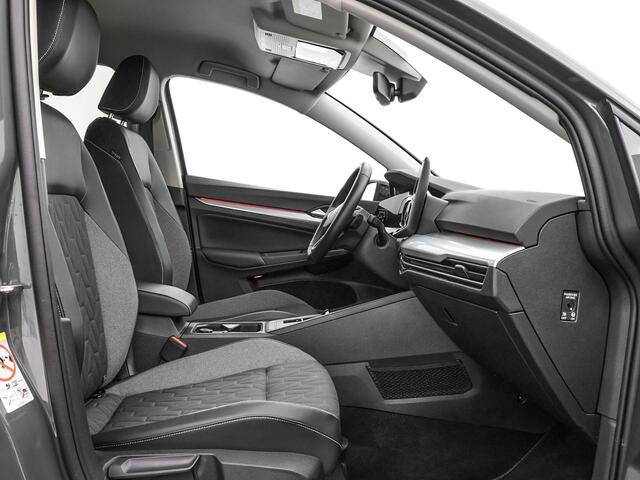 Volkswagen GOLF 1.5 eTSI 150pk DSG Goal · Camera · Wegklapbare Trekhaak · Apple/Android Car Play · Stoel&- Stuurverwarming · 16'' Inch ·