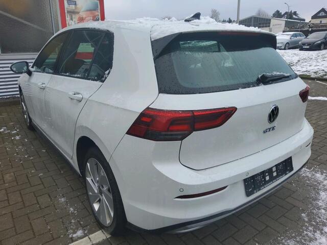 Volkswagen GOLF GTE 1.4 TSI eHybrid 245pk PHEV / Trekhaak / Adaptive Cruise / Navi