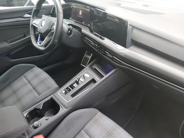 Volkswagen GOLF GTE 1.4 TSI eHybrid 245pk PHEV / Trekhaak / Adaptive Cruise / Navi