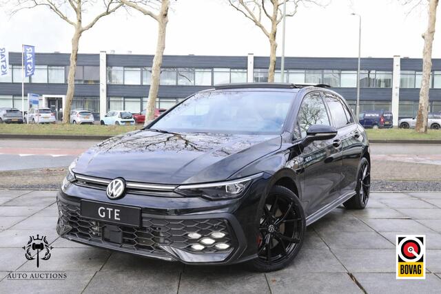 Volkswagen GOLF GTE 1.5 eHybrid 272PK | Panodak | Leer | Stoel Ventilatie | Head-up | Keyless | Camera | Memory | IQ Light | Stoel&Stuurverwarming |