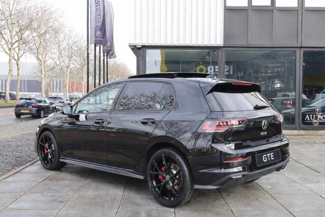 Volkswagen GOLF GTE 1.5 eHybrid 272PK | Panodak | Leer | Stoel Ventilatie | Head-up | Keyless | Camera | Memory | IQ Light | Stoel&Stuurverwarming |