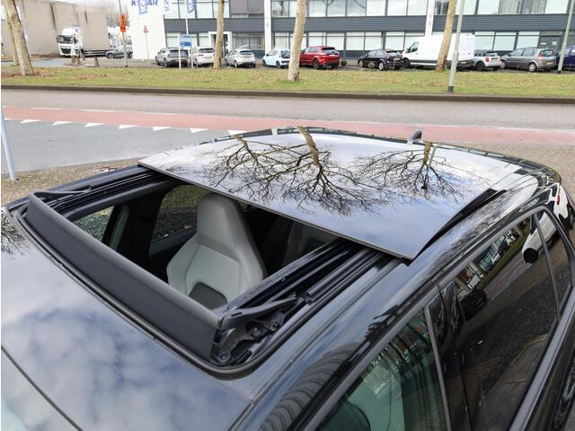 Volkswagen GOLF GTE 1.5 eHybrid 272PK | Panodak | Leer | Stoel Ventilatie | Head-up | Keyless | Camera | Memory | IQ Light | Stoel&Stuurverwarming |