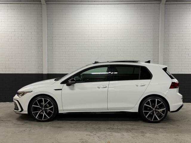 Volkswagen GOLF 1.5 eTSI 2x R-Line!! Pano, iQ Drive, Stuurvw