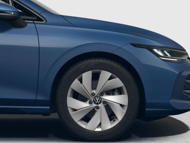 Volkswagen GOLF Life Edition 1.5 eHybrid 204 PK 6 versn. DSG PRIVATE LEASE VANAF ¤459P/M · Comfort pakket · Achteruitrijcamera · Draadloze telefoonverbinding · Voorraad OUTLET · Prijs is inclusief inruilpremie ·