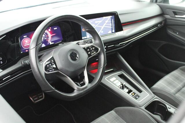 Volkswagen GOLF 2.0 TDI 200pk DSG GTD Panoramadak Camera Virtual Cockpit Navigatie