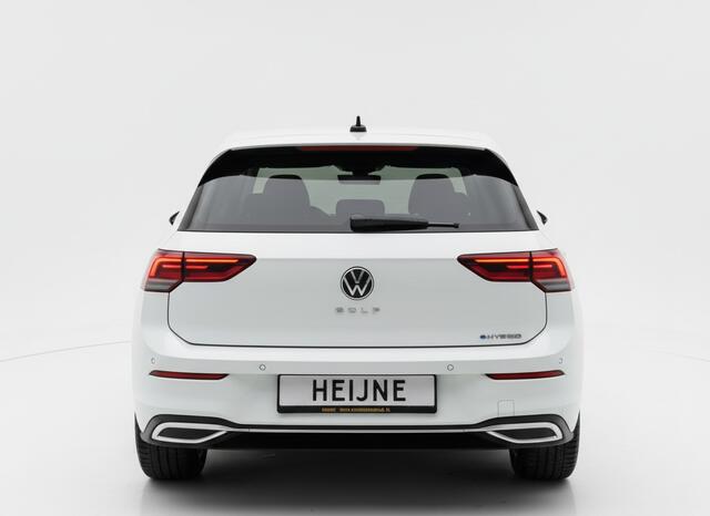 Volkswagen GOLF 1.4 eHybrid 204PK DSG STYLE CAMERA/NAVI/STUURVERW.