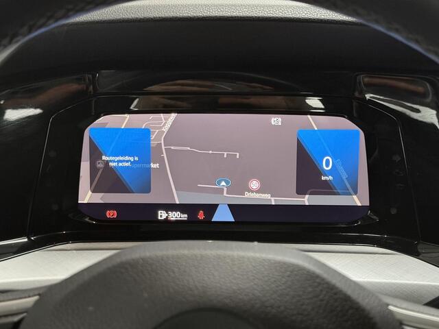 Volkswagen GOLF 1.5 TSI Life Business - NL AUTO - VIRTUAL COCKPIT - CARPLAY - SFEERVERLICHTING - MASSAGE STOEL - START BUTTON - ADAPTIEVE CRUISE CONTROL