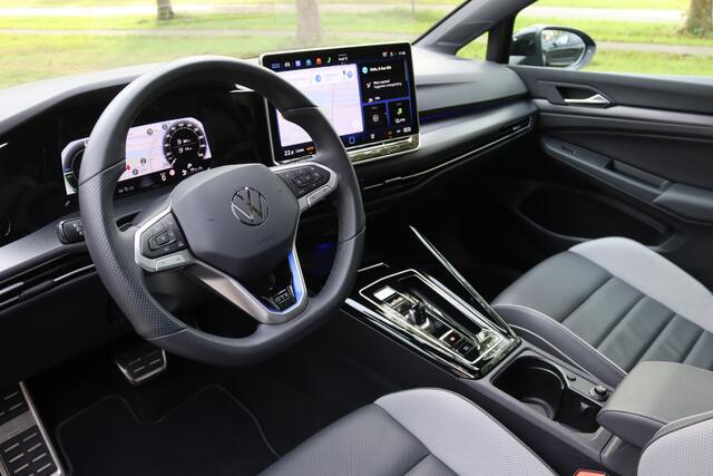 Volkswagen GOLF 1.5 eHybrid 272pk GTE Black Style Pano/Leder/IQ.Light/360/Head-up/DCC/Keyless/Elek. stoel+mem/Dodehoek/Trekhaak wegkl.