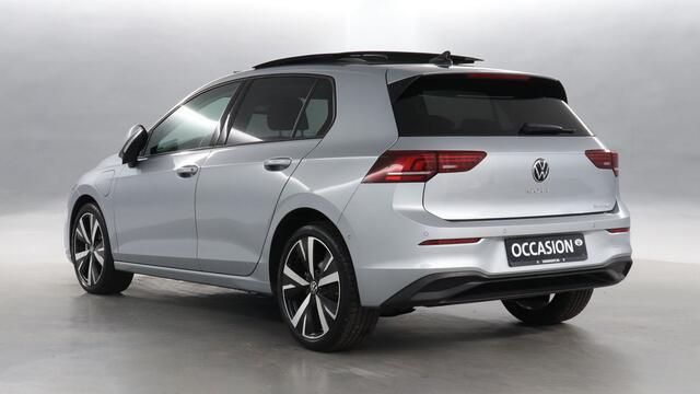 Volkswagen GOLF 1.5 eHybrid 204pk Life Edition DSG / Panoramadak / Stoel+Stuurverwarming / Camera / Wordt verwacht