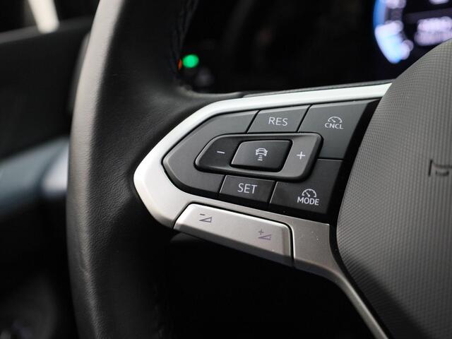 Volkswagen GOLF 1.5eTSI/150PK Goal DSG · Navigatie · Camera + Parkeersensoren · Apple/Android · Garantie t/m 20-03-2027