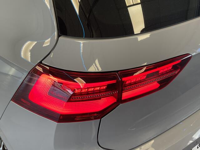 Volkswagen GOLF 1.4 eHybrid GTE ACC PDC Navi IQ Lights Trekhaak 24 maanden garantie mogelijk (*vraag naar de voorwaarden)