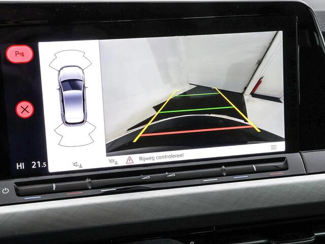 Volkswagen GOLF 1.0 eTSI 110pk DSG Life · Camera · Apple/Android Car Play · P-Sensoren · Sfeerverlichting · Keyless · Dodehoek Detectie · 16'' Inch ·