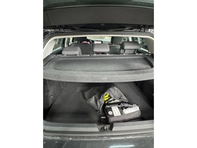 Volkswagen GOLF 1.4 eHybrid Style | Stoelverwarming | Memory seat | Massage | Adaptive cruise control | Elektrische stoel | Keyless | Apple Carplay | Parkeersensoren | Ambiance Verlichting |