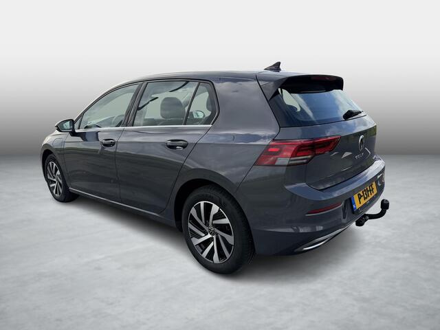 Volkswagen GOLF 1.4 eHybrid Style | trekhaak | Stoel + Stuur verwarming | Carplay |