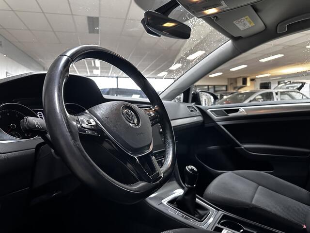 Volkswagen GOLF Variant 1.0 TSI Trendline /D-Riem Verv. 187.000KM! /Apple + Android /DAB+! /Navi /Climat /Cruise /Elek. pakket /Bluetooth /LED Dagrijverl. /PDC V+A /Dakrails /Isofix /Armsteun.