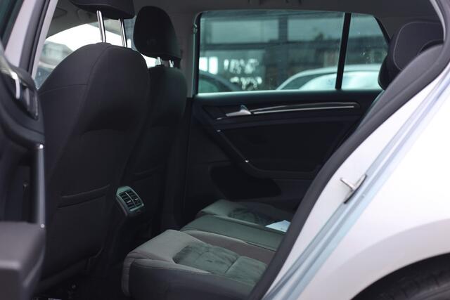 Volkswagen GOLF 1.5 TSI HIGHLINE | NAVI | CAMERA | CARPLAY