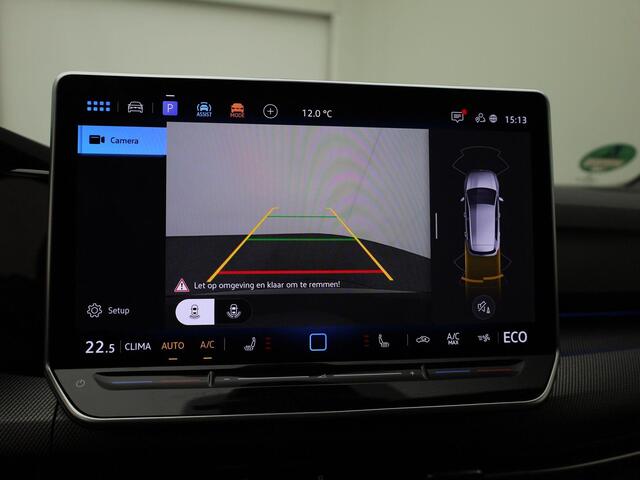 Volkswagen GOLF 1.5eHybrid 200kW/272PK GTE · Navigatie · Apple/Android · Camera + Parkeersensoren · Garantie t/m 13-05-2030 of 100000km