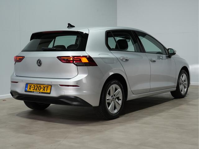 Volkswagen GOLF 1.0 eTSI 110pk DSG Life Business Navigatie Ergo stoelwarming Clima Acc
