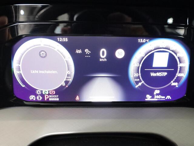 Volkswagen GOLF 1.5 eHybrid Life Edition 204 pk Automaat (DSG) | Verlengde garantie | Navigatie | Parkeersensoren (Park assist) | Achteruitrijcamera |