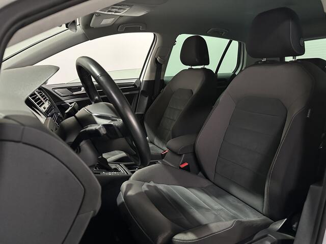 Volkswagen GOLF 1.5 TSI Highline - Navi / Camera / Dodehoek / ErgoComfort