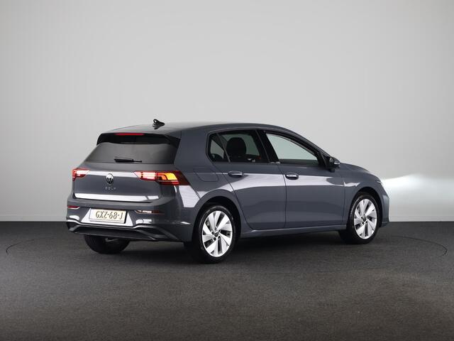 Volkswagen GOLF Life Edition 1.5 TSI 85 kW / 116 pk Hatchback 6 ve Camera| 17'LM-velgen| Verwarmd stuur en voorstoelen | Keyless entry/start