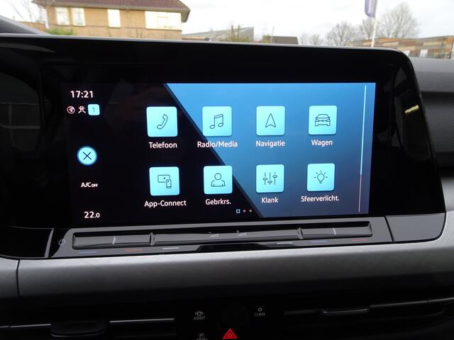 Volkswagen GOLF 1.0 TSI Life Business Automatische airco, navigatie, apple carplay, android auto, licht metalen velgen, parkeersensoren voor en achter, elektrisch verstelbare stoel, enz.