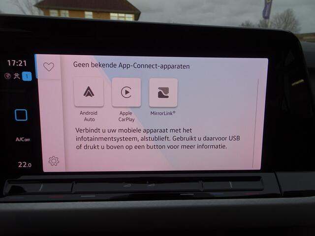 Volkswagen GOLF 1.0 TSI Life Business Automatische airco, navigatie, apple carplay, android auto, licht metalen velgen, parkeersensoren voor en achter, elektrisch verstelbare stoel, enz.