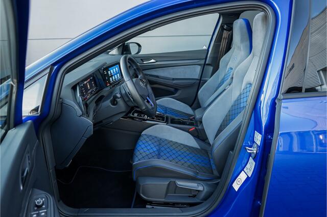 Volkswagen GOLF 2.0 TSI R 4Motion Pano Performance Akra H&K ACC Camera Stuur & Stoelverw