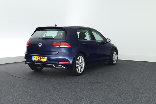 Volkswagen GOLF 1.5 TSI 130pk Highline Trekhaak Virtual Cockpit Navigatie