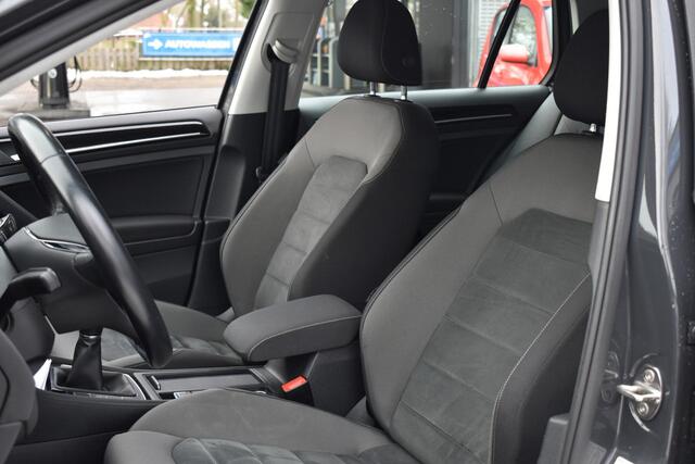 Volkswagen GOLF 1.5 TSI Highline Pack | 18'' LMV | Stoelverwarming | Climate | 12 mnd BOVAG garantie | Whatsapp 06-5318899