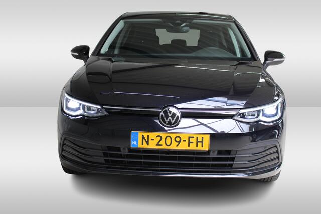 Volkswagen GOLF 1.5 TSI Life Business Navigatie | Camera | El. verstelbare bestuurdersstoel | Stuurverwarming