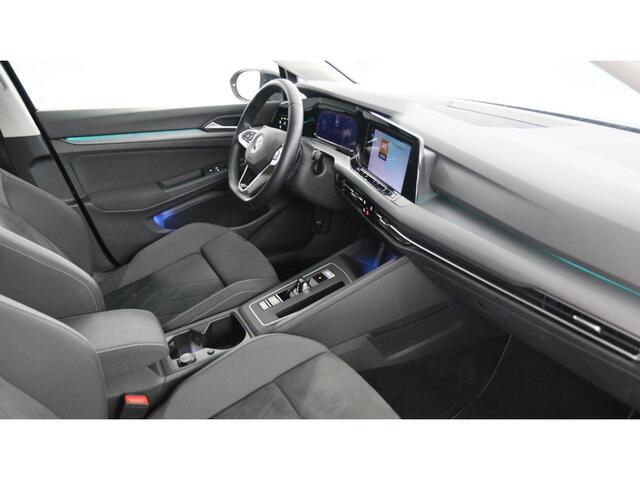 Volkswagen GOLF 1.5 eTSI 150pk DSG Style / Navigatie via App connect / Camera / Trekhaak