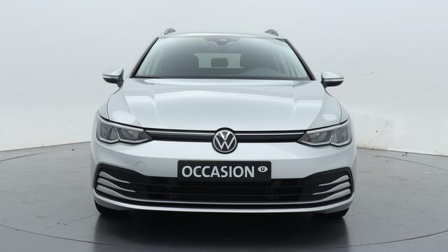 Volkswagen GOLF Variant 1.0 TSI 110pk Life / Navigatie / Parkeersensoren / Trekhaak