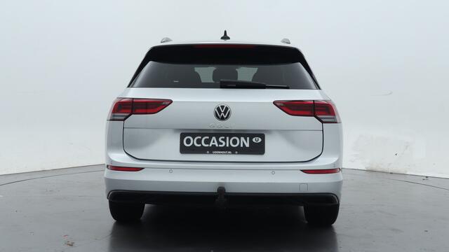 Volkswagen GOLF Variant 1.0 TSI 110pk Life / Navigatie / Parkeersensoren / Trekhaak