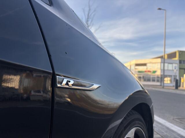 Volkswagen GOLF 2.0 TSI 4Motion R 311pk Panorama|Leer|Camera 2017