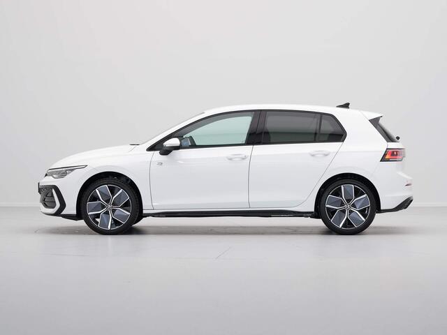 Volkswagen GOLF 1.5 eTSI 150pk DSG R-Line Edition Navigatie 360 Camera Acc Stoel/Stuurverwarming Carplay