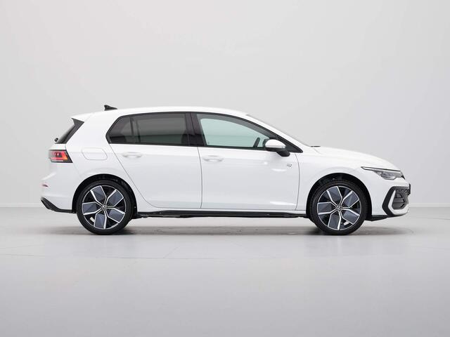Volkswagen GOLF 1.5 eTSI 150pk DSG R-Line Edition Navigatie 360 Camera Acc Stoel/Stuurverwarming Carplay
