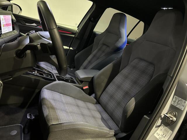 Volkswagen GOLF 1.4 eHybrid GTE | Navigatie | Stoelverwarming | Parkeer assistent |