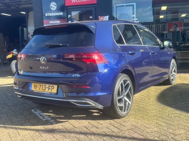 Volkswagen GOLF 1.5 eTSI Style El. Schuif/Kanteldak Navi 360 camera Sens