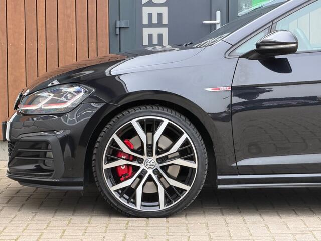Volkswagen GOLF 2.0 TSI GTI DSG Pano Camera Dynaudio Honeycom.